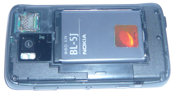 N900 back opened (microSDHC slot, battery, rear camera)